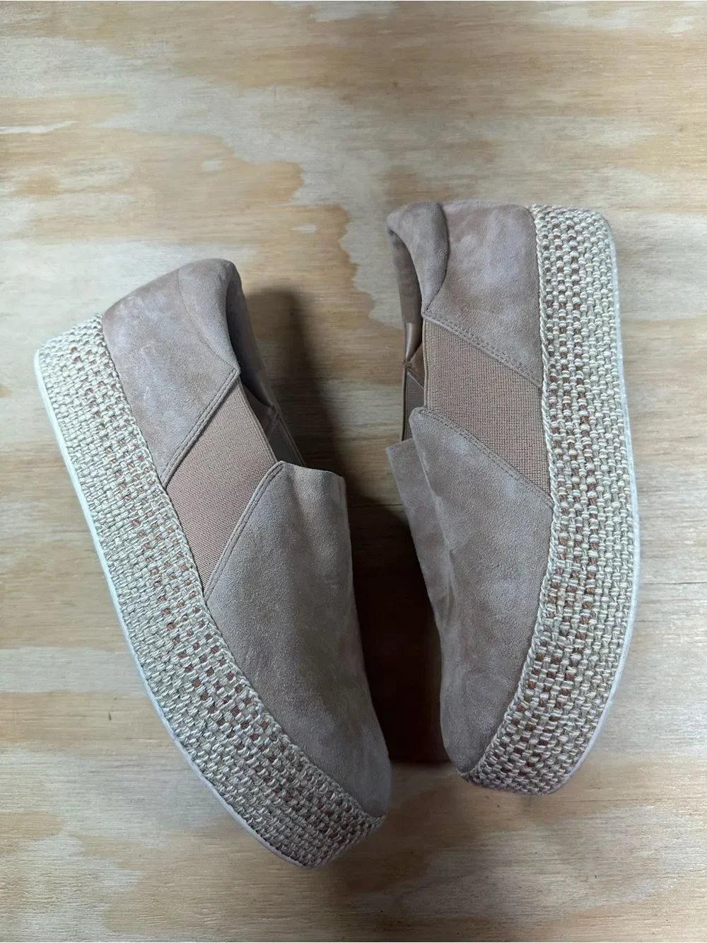 Vince Taupe Suede Slip-On Platform Sneakers Women’s Size 8